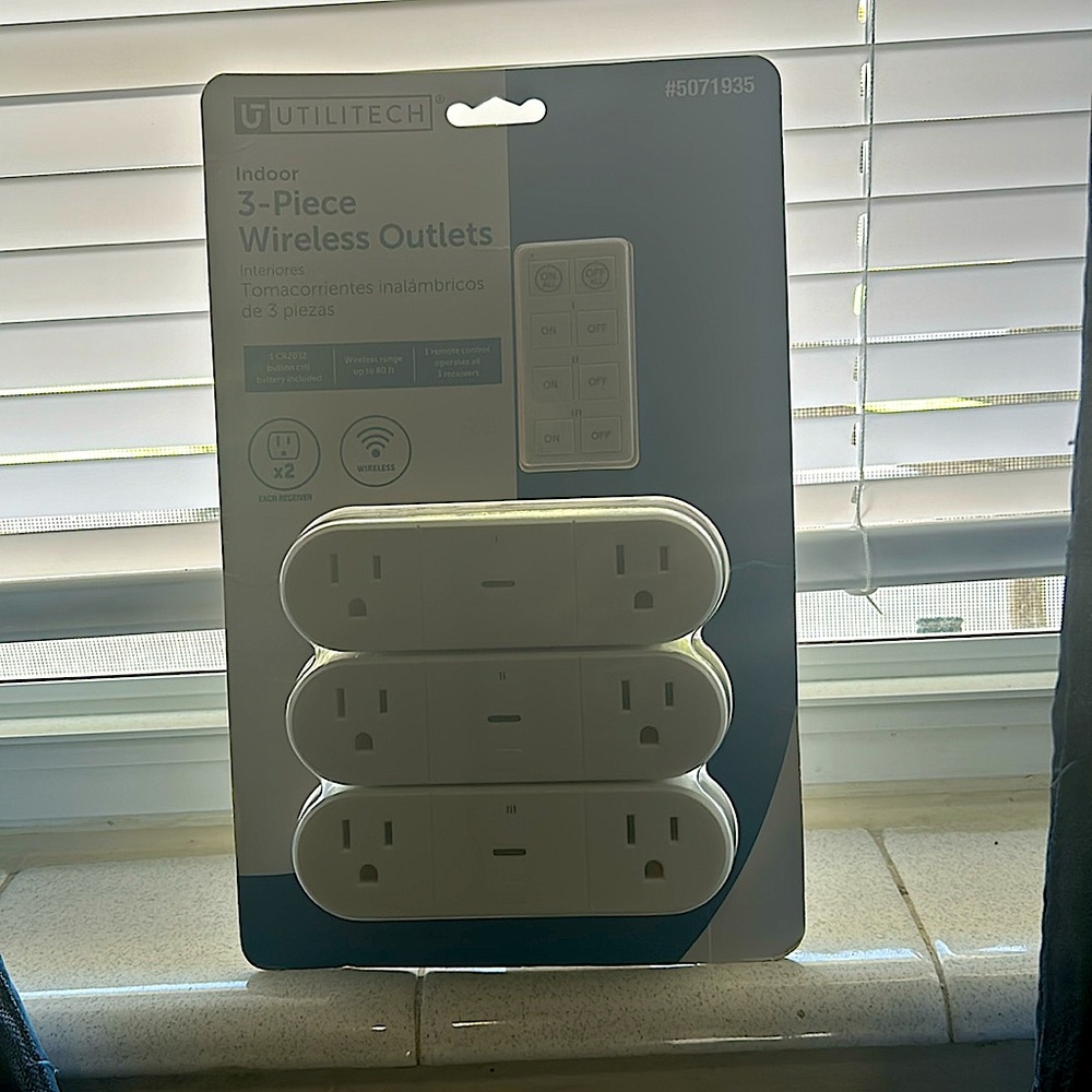 3 piece wireless Outlets